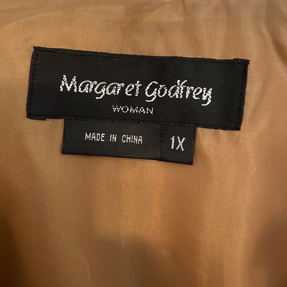 Beautiful, beige, genuine suede blouse with ruffled front - Picture 2 of 6